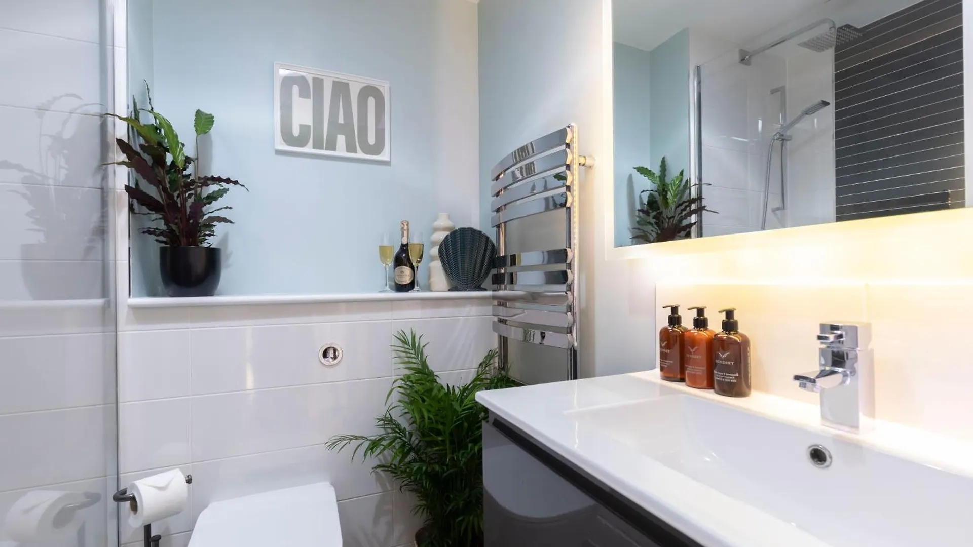 Cosy 2-Bed Apartment In Tivoli Cheltenham